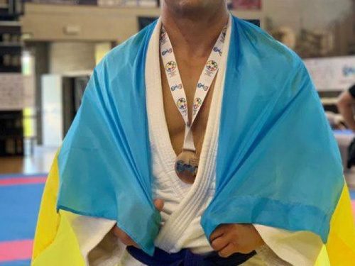 Спортсмен из Кривого Рога завоевал бронзу на международном турнире в Италии (фото)