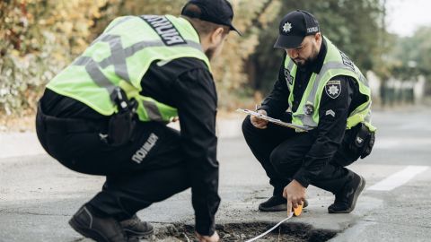 ями на дорогах, фото з відкритих джерел