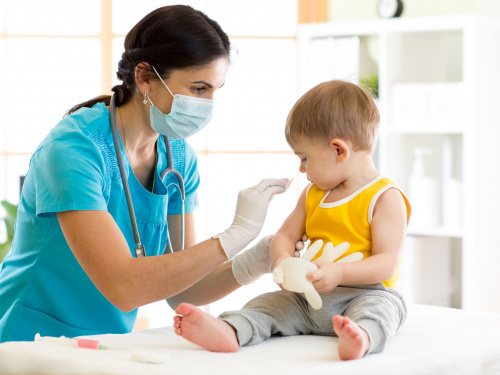 Хвороби, які вбивають дітей: чому важливо вакцинуватися пояснили у МОЗ