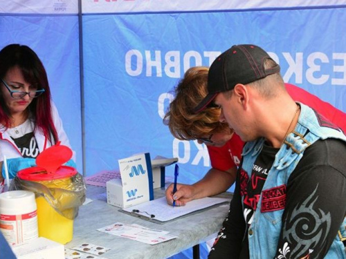 Жители Кривого Рога смогли бесплатно пройти тест на ВИЧ