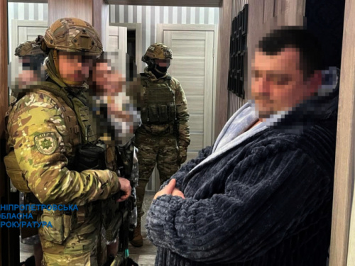 Привласнювали кошти ошуканих містян: у Кривому Розі викрили шахрайський call-центр