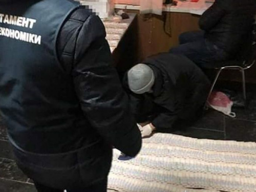 В Кривом Роге чиновницу задержали за взятку в полмиллиона гривен (фото)