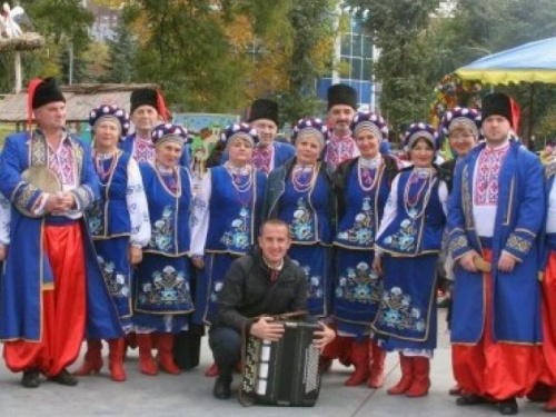 Приглашают покозаковать: на Покрову криворожан ожидает масштабный и веселый козацкий праздник