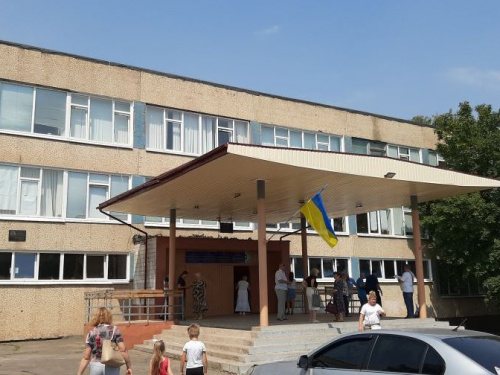 "Психанул": в Кривом Роге мужчина порвал бюллетень