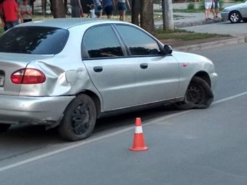 В Кривом Роге ищут свидетелей аварии, в которой пострадал 10-месячный ребенок (фото)