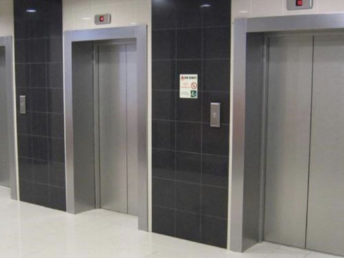На сессии горсовета Кривого Рога приняли решение отремонтировать 70 лифтов
