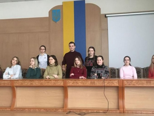 Школьники из Кривого Рога стали лучшими на областной олимпиаде по иностранным языкам