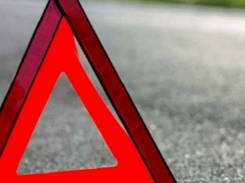 В Кривом Роге водитель авто на еврономерах совершил ДТП и скрылся с места происшествия (видео)