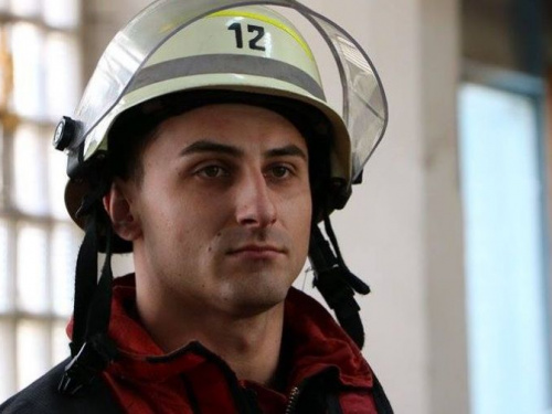 Спасатель из Кривого Рога стал победителем фотоконкурса "Лицо "101"