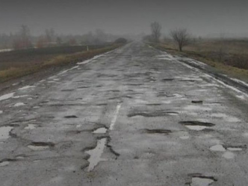 В 2018 году планируют отремонтировать 30 км трассы Кривой Рог-Николаев, - Савченко