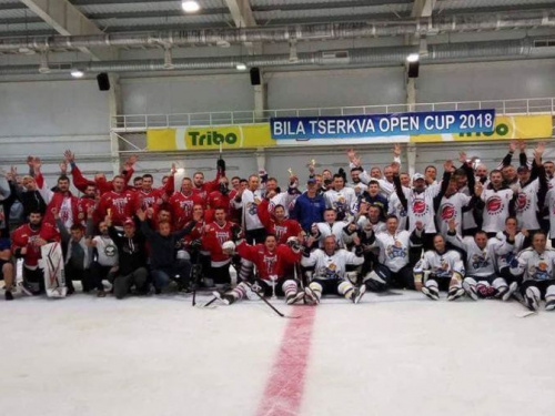 Хоккеисты из Кривого Рога стали третьими на международном турнире (ФОТО)