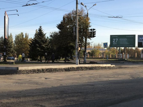 Готовы укладывать асфальт: в Кривом Роге продолжается капремонт северной магистрали (ФОТОФАКТ)