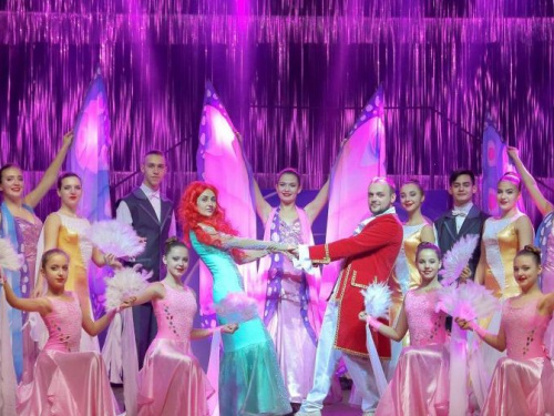 Новый подарок для ингульчан: в феврале на сцене киноконцертного комплекса начинается театральный сезон