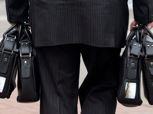 «Мобильный чемоданчик»: в Кривом Роге чиновники будут оказывать админуслуги на выезде