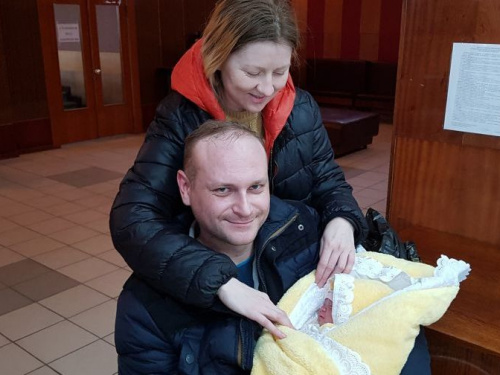В Кривом Роге боец АТО - колясочник отметил пополнение в семье