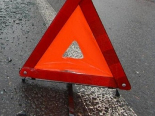 Легковой автомобиль в Кривом Роге сбил мужчину: пешехода госпитализировали в больницу