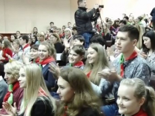 Школьники Кривого Рога состязались в конкурсе "Если бы мэром города был я" (фото)
