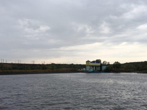 В Кривом Роге начали очищать реку Саксагань (ФОТО)