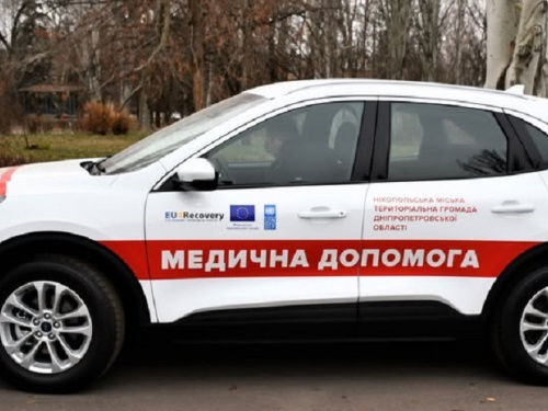 Авто медичної допомоги, фото пресслужби Дніпропетровської ОВА