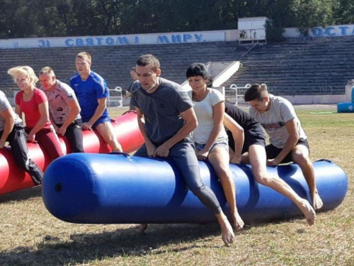 В Кривом Роге ко Дню физкультурника проходит масштабная рабочая спартакиада