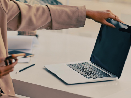 Як одна дія вкорочує життя техніки - фото з відкритих джерел