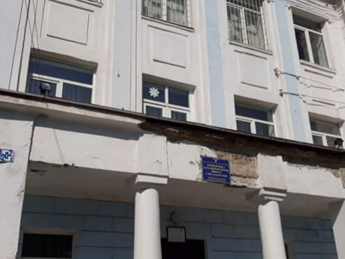 Безопасность детей в криворожской школе или готовность здания к учебному году (ФОТО)