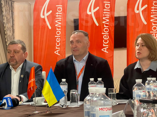 Російські атаки, мільярдні збитки та втрата європейського ринку: чи продовжить роботу «АрселорМіттал Кривий Ріг»