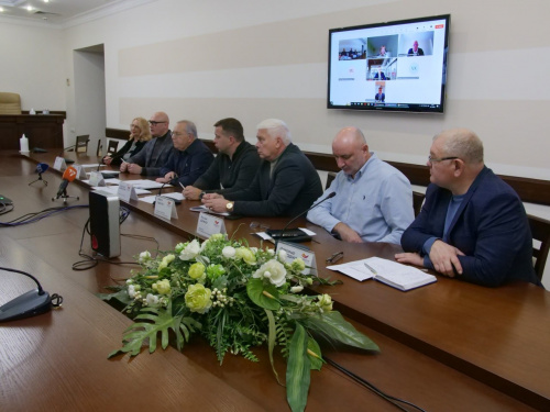 Зустріч з нагоди співпраці з ЄБРР, фото управління преси Криворізького міськвиконкому 