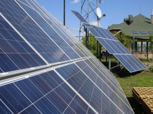 Жители Кривого Рога смогут безпрепятственно устанавливать солнечные батареи: "зеленый" тариф вернули