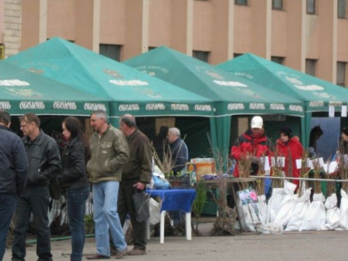 В Кривом Роге объявлен старт сезона ярмарок - в тренде передвижные торговые палатки