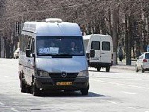 ТОП-новости Кривого Рога: «гордиев узел» с маршрутками и городским транспортом, школьный скандал, экология и ремонт бассейна