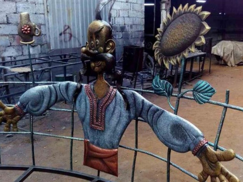 Пустырь по Глаголева в Кривом Роге превратится в комфортный сквер (ФОТО)