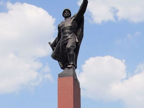 Сегодня в полдень движение транспорта в районе Дзержинки будет приостановлено (схема)