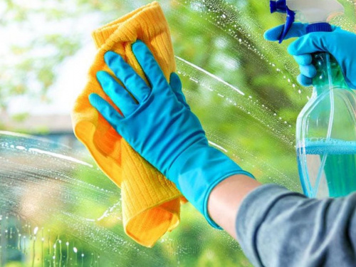 Секрети миття вікон, про які ви не знали - фото з відкритих джерел