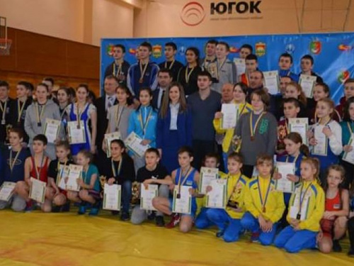 В Кривом Роге прошёл Всеукраинский турнир по вольной борьбе (фото)