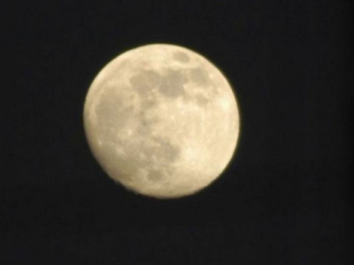 Chang'e-5: Китай вперше запускає місію на Місяць задля унікальних зразків порід