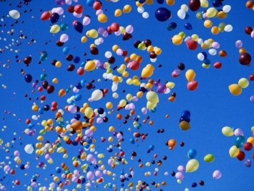 Школьников Кривого Рога призывают отказаться от запуска воздушных шариков