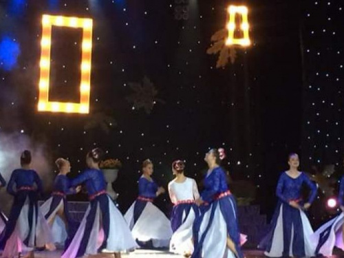 коллектив "Ноктюрн" и руководитель Владимир Шульга