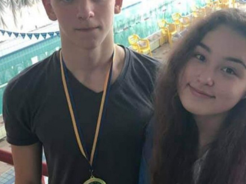 Золото и серебро привезли юные спортсмены из Кривого Рога с чемпионата по плаванию (фото)
