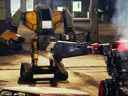 Битву гигантских роботов впервые показали на видео