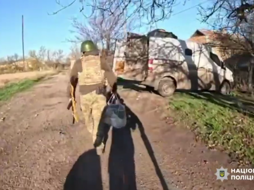 Евакуація під загрозою обстрілів: група «Білі янголи» продовжують рятувати літніх людей на Дніпропетровщині