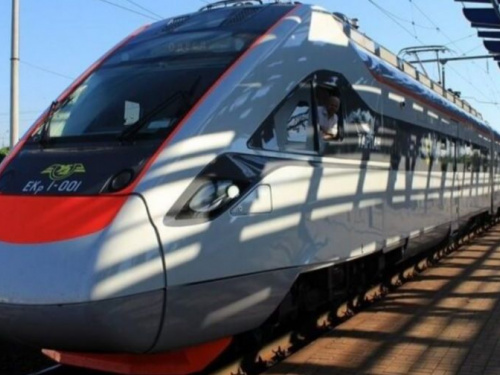 Укрзалiзниця планирует увеличить количество скоростных поездов Интерсити+, - Евгений Кравцов