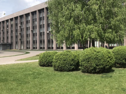 Топ-новости Кривого Рога: финансирование аэропорта и строительства дорог, ДТП с маршруткой, поиск талантливых художников