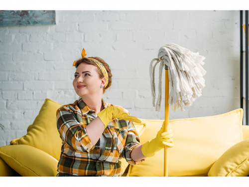 Весняне прибирання - фото з відкритих джерел