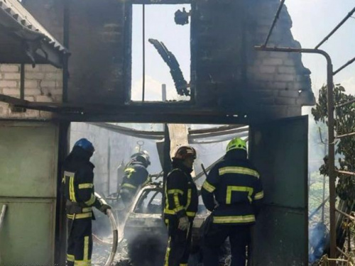 Криворізькі пожежники завадили утворенню пожежі у житловому будинку