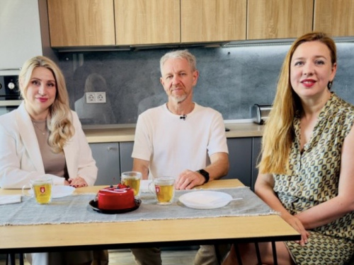 Герой Маріуполя Олег Клочківський отримав власну домівку: програма «Серце Азовсталі» допомагає почати нове життя