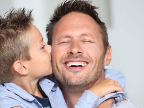 У криворожских отцов появится свой день: введён новый праздник