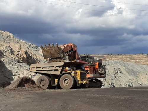 Рабочие горно-обогатительных комбинатов призывают Раду не увеличивать налоги на добычу руды