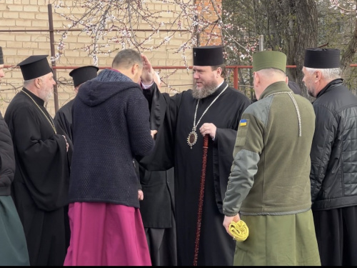 Очільник Дніпровської єпархії ПЦУ у Кривому Розі: священнослужителі громади провели спільну сповідь