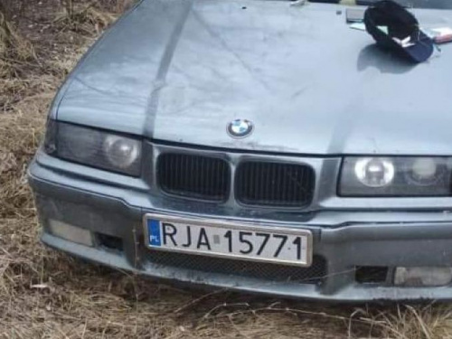 На Днепропетровщине водитель вместо документов бросал в полицейских гранаты (фото)